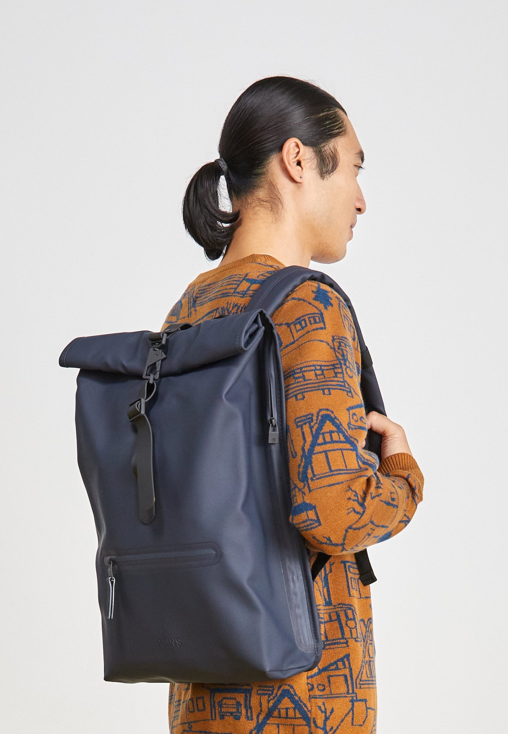 rucksack-rolltop-832dxk-1.jpg